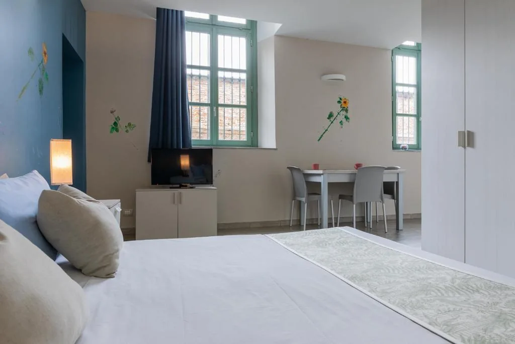 Housing Giulia by Wonderful Italy