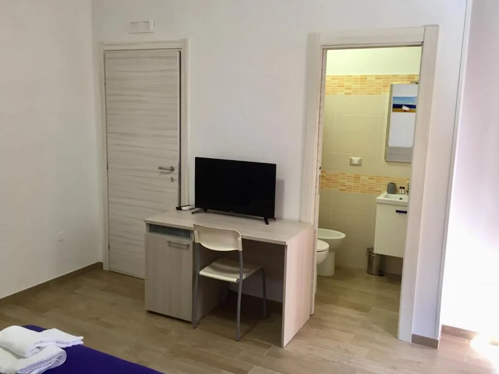 Il Viaggiatore Via Rimini Serapo — foto 3
