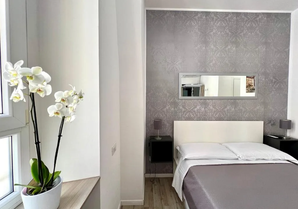Inside Roma Rooms by DOT Suites