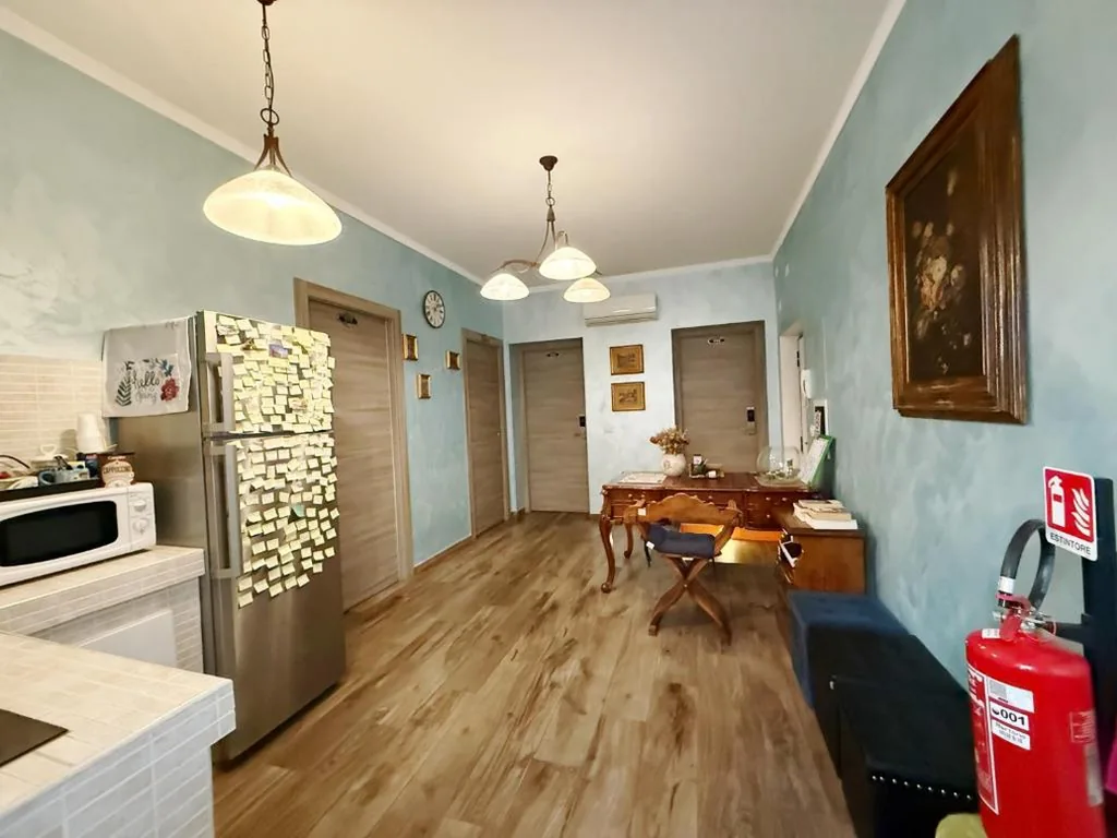 Iris Guest House