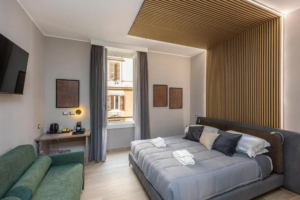IRON Luxury Rooms