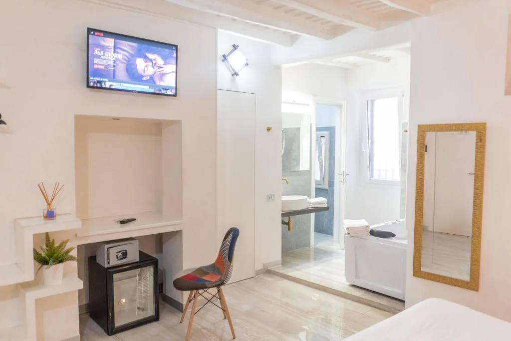 iRooms – Spanish Steps