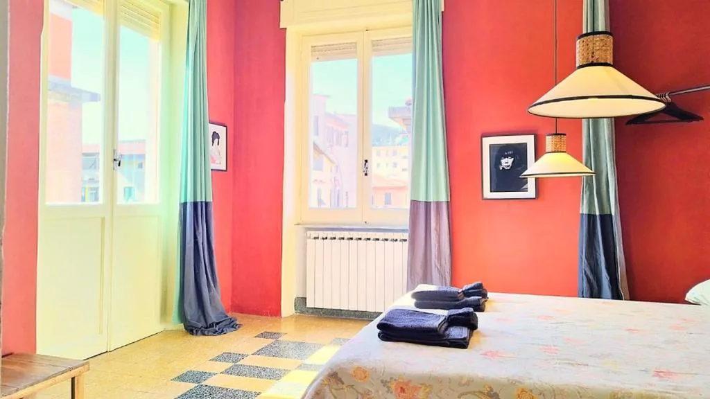 Jolie Rooms