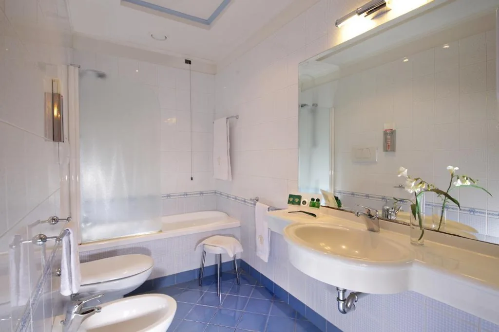 Junior Suite (2 Adulti) — Colonna Hotel