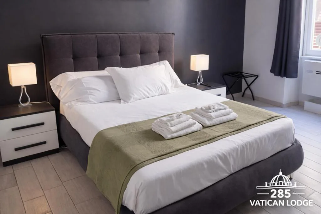 Junior Suite — 285 Vatican Lodge