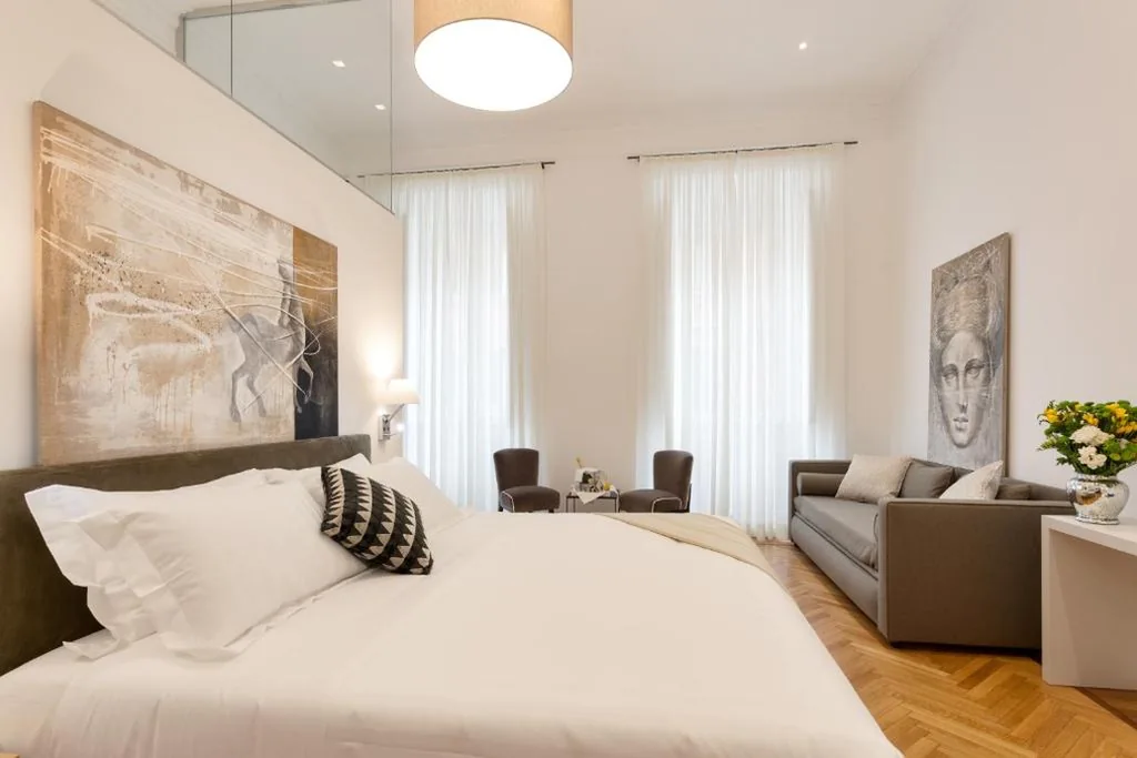 Junior Suite — 504 Corso Suites