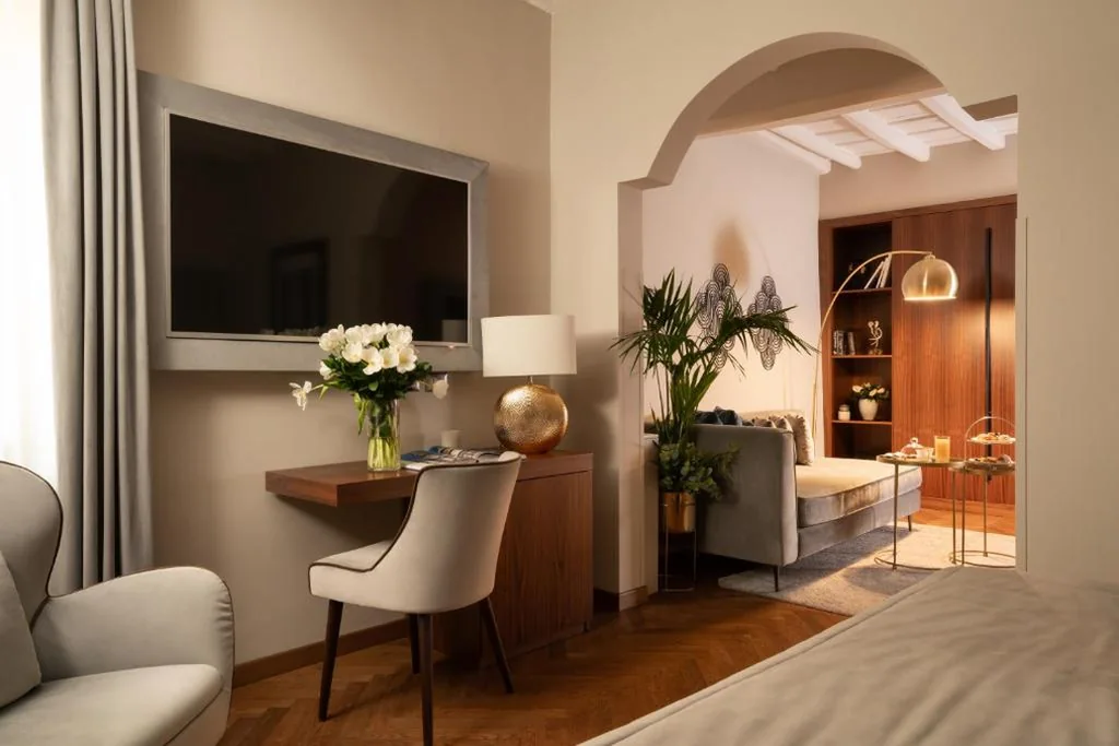 Junior Suite — Antico Albergo del Sole al Pantheon