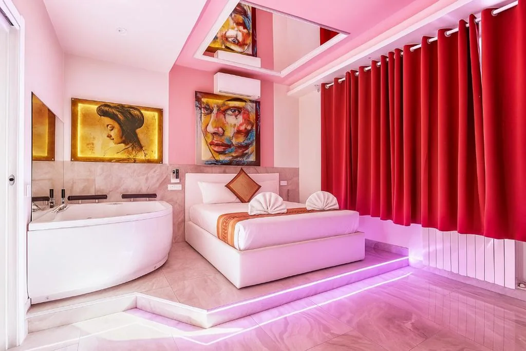 Junior Suite — Bed Cinecittadue