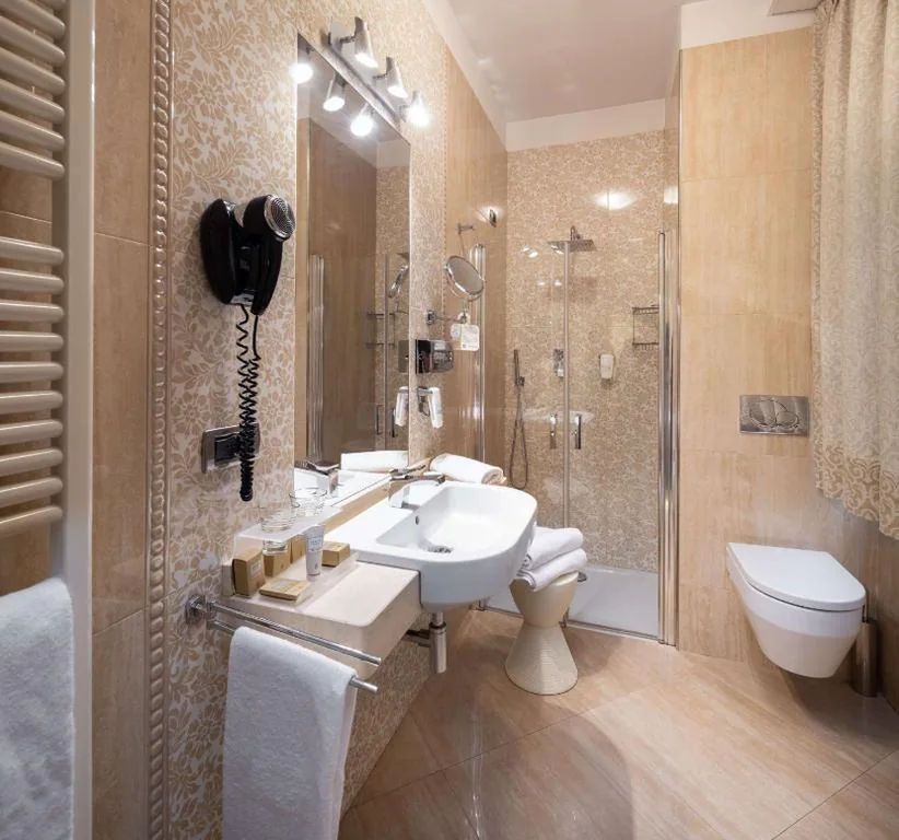 Junior Suite — Best Western Plus Hotel Genova