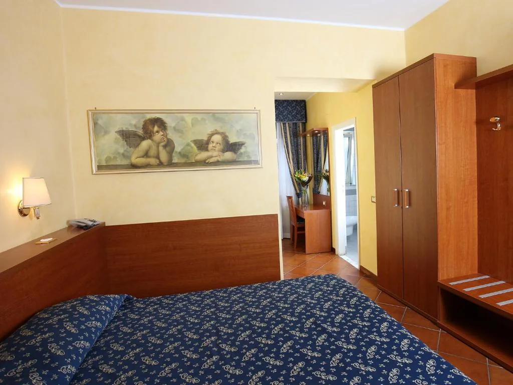 Junior Suite — Casa Di Santa Francesca Romana a Ponte Rotto