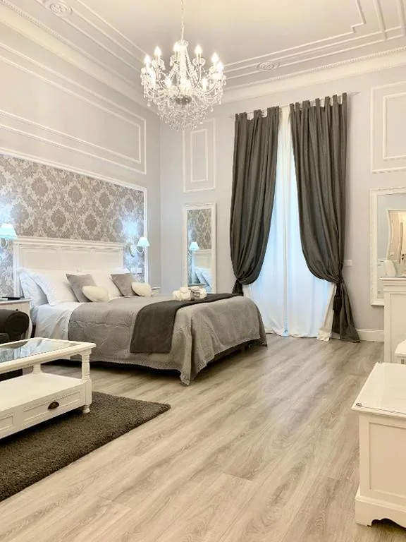 Junior Suite — Charme & Chic Luxury