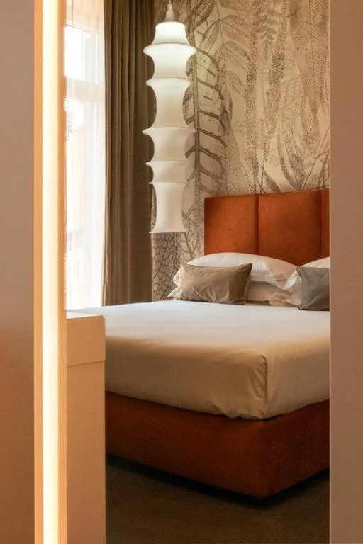 Junior Suite — Colonna Collection