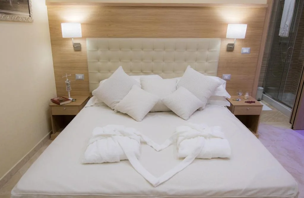 Junior Suite con Balcone — Esposizione Palace Hotel
