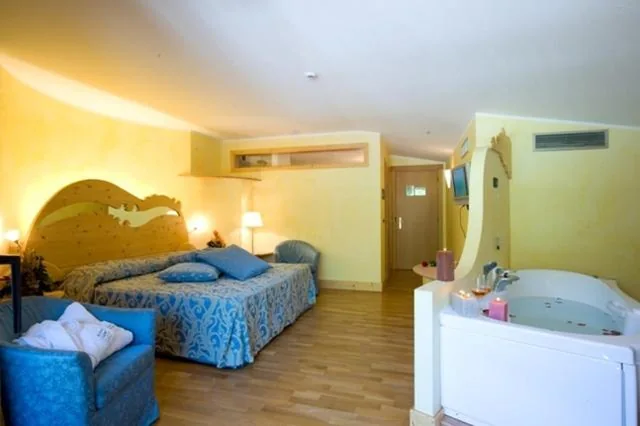 Junior Suite con Balcone — Hotel Rivè – Complesso Turistico Campo Smith