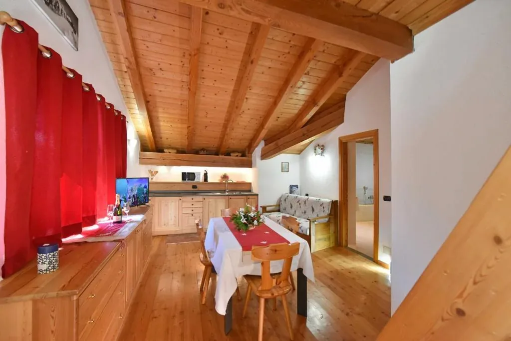 Junior Suite con Balcone — La Casa Della Guida