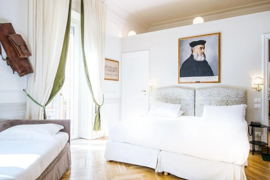 Junior Suite con Balcone — Relais Donna Lucrezia