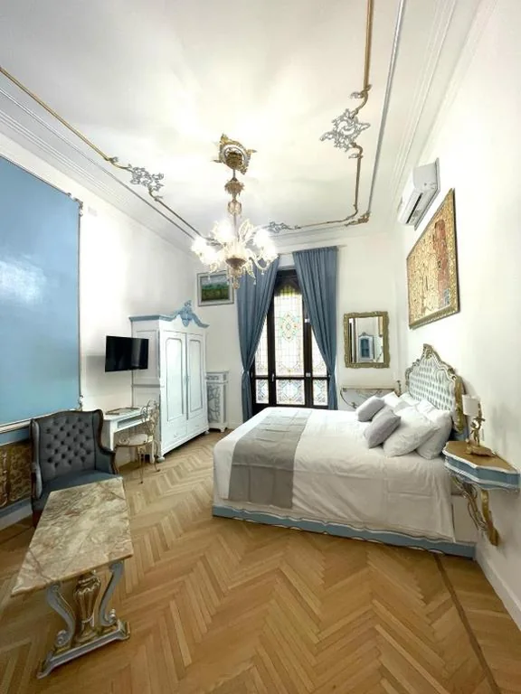 Junior Suite with Balcony — Stile Libero Guest House