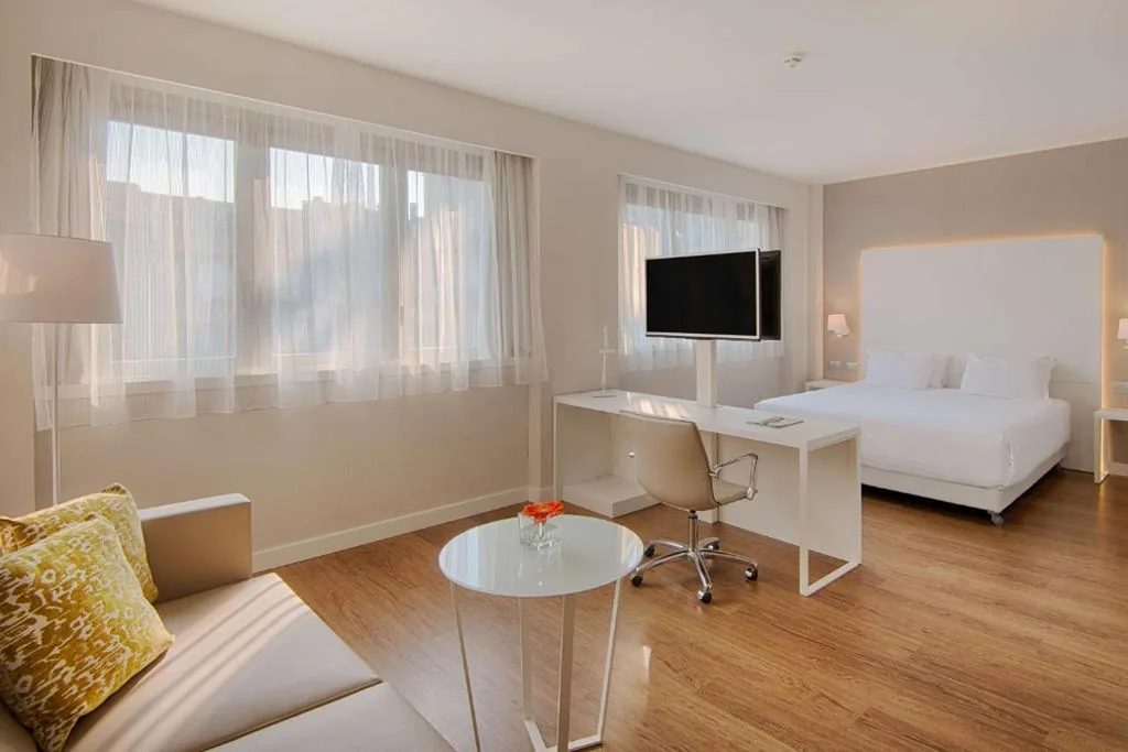 Junior Suite with Extra Bed — NH Torino Centro