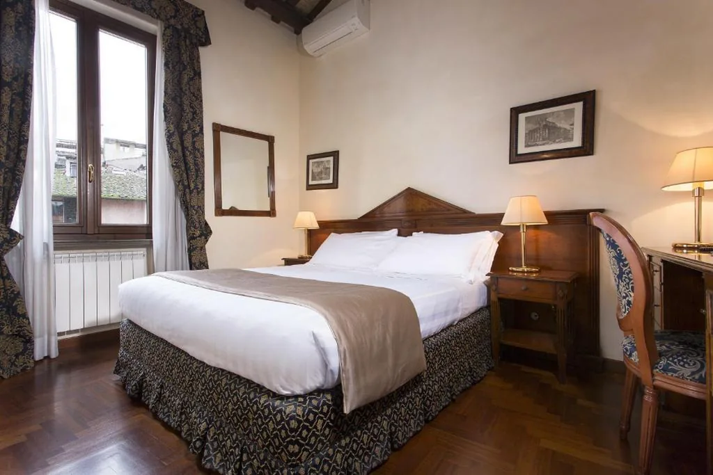 Junior Suite with Terrace — Hotel Teatro Pace