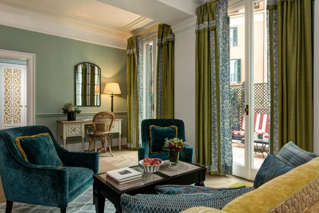 Junior Suite con Terrazza — Rocco Forte Hotel De La Ville