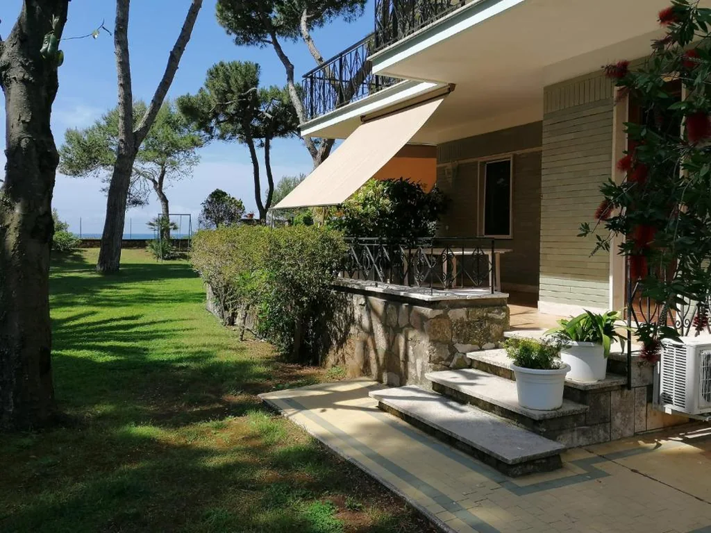 Junior Suite con Terrazza — Villa Luisa B&B