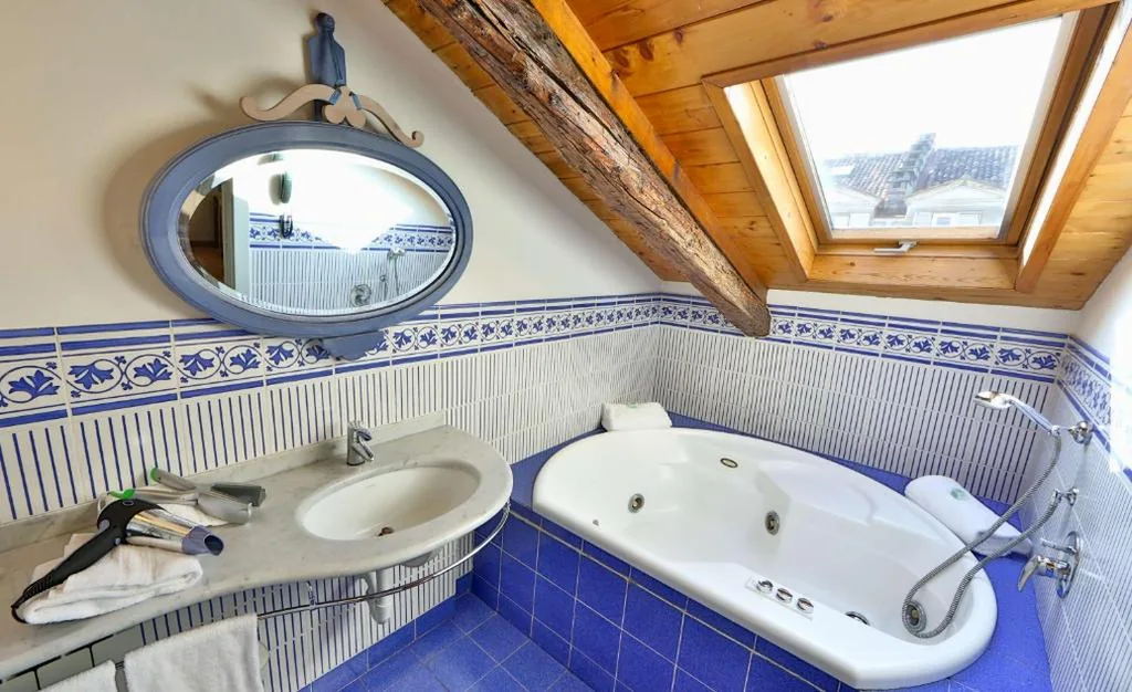 Junior Suite con Vasca Idromassaggio — Best Western Hotel Piemontese