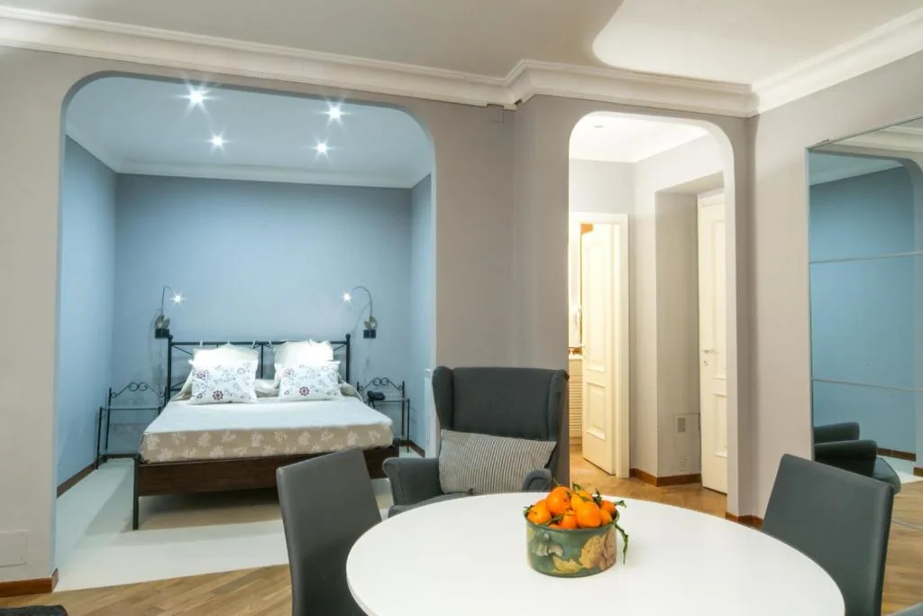Junior Suite with Hydromassage Bathtub — Chiossone Suites