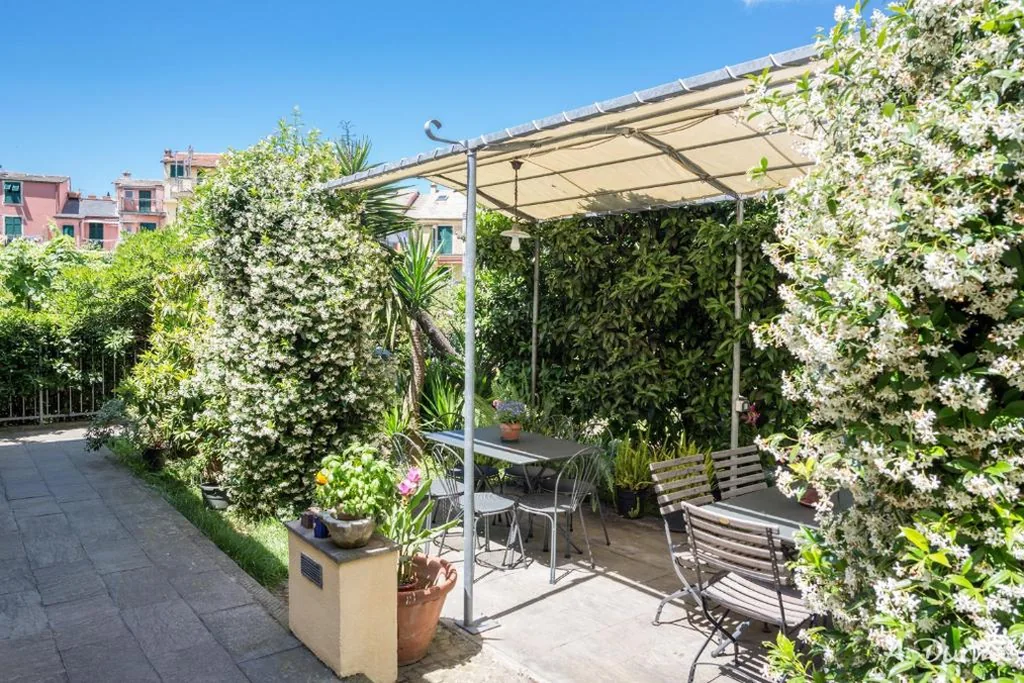 Junior Suite con Vista Giardino — A Durmì