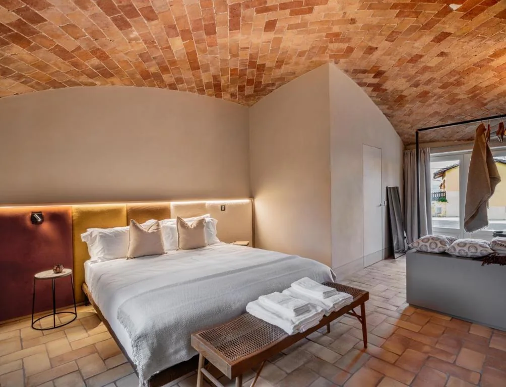 Junior Suite con Vista Giardino — Relais Dal Cavaliere