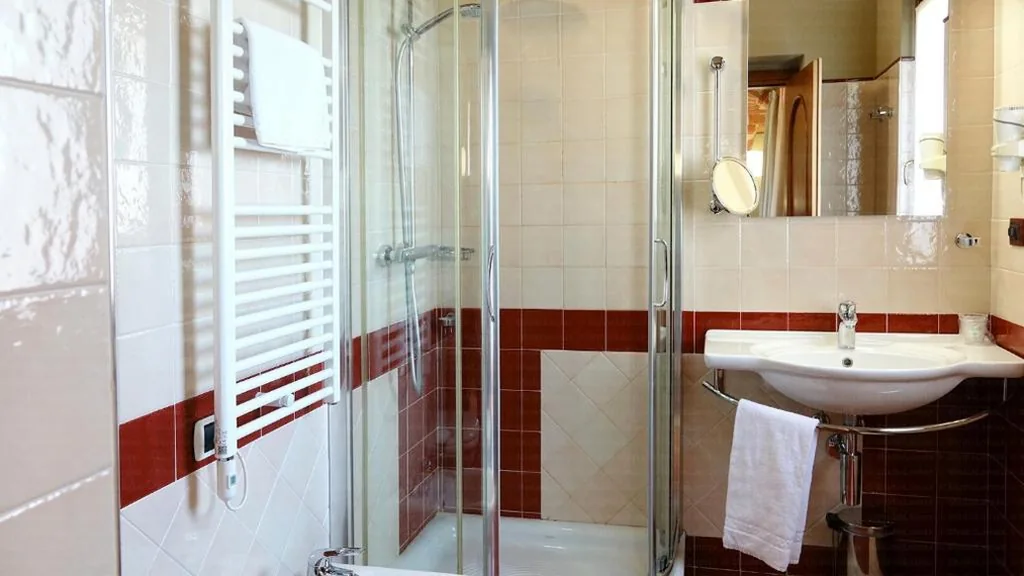 Junior Suite with Garden View — Tota Virginia Antico Podere