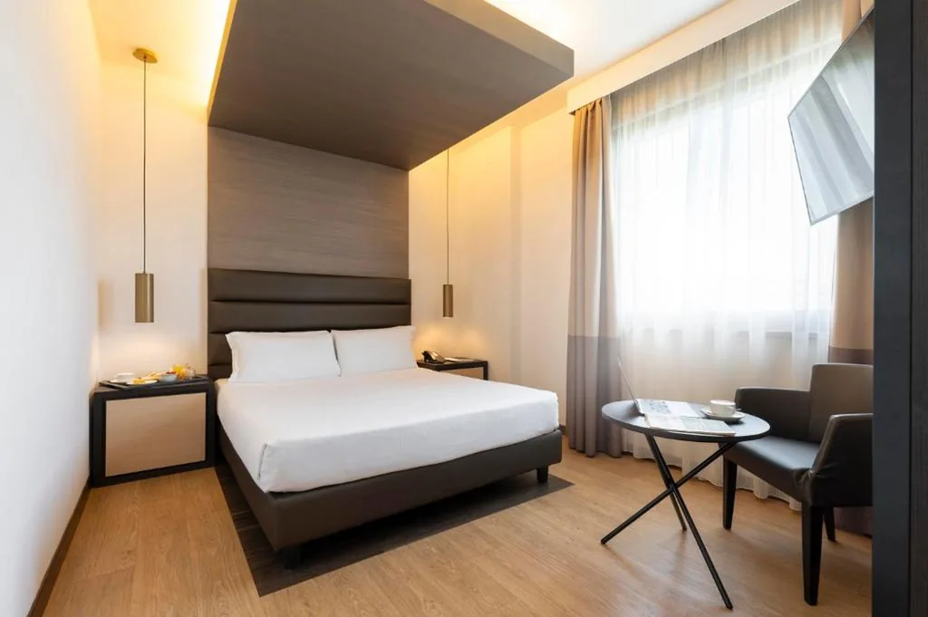 Junior Suite with Garden View — Warmthotel