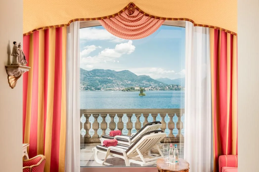 Junior Suite con Vista Lago — Villa e Palazzo Aminta – A Leading Hotel of The World