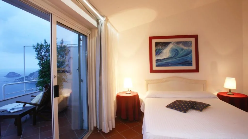 Junior Suite con Vista Mare — Hotel Claudio