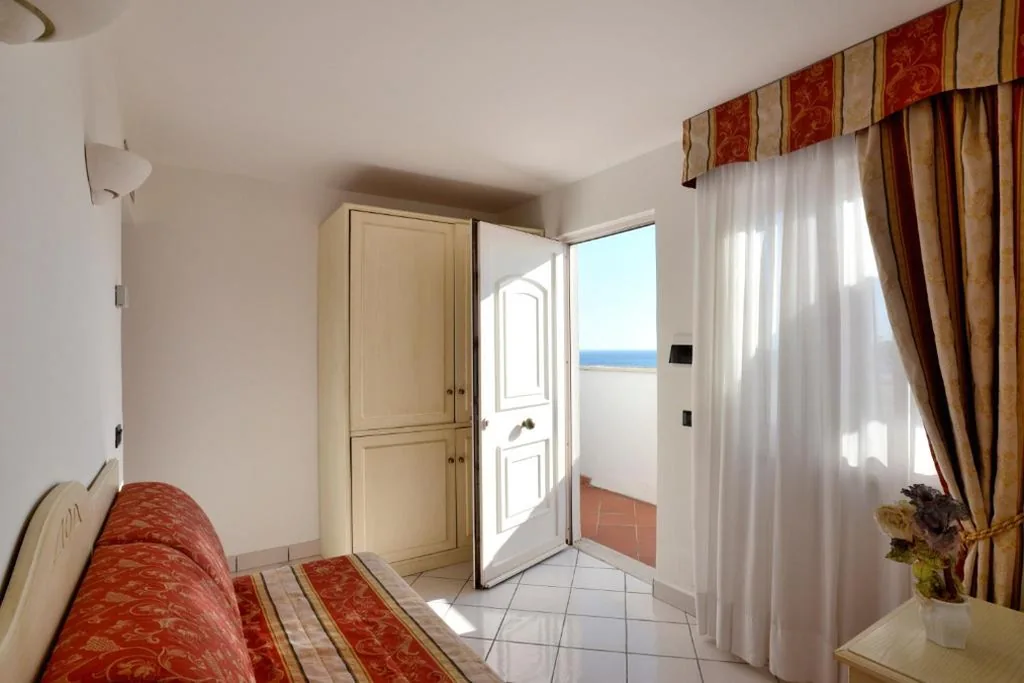 Junior Suite con Vista Mare — Hotel Del Sole