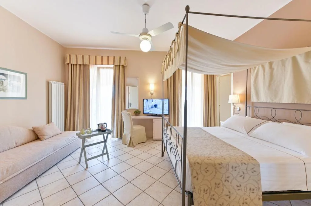 Junior Suite Deluxe — Hotel Liliana Diano Marina