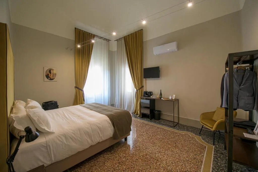 Junior Suite Deluxe — Palazzo Sertorio Suites