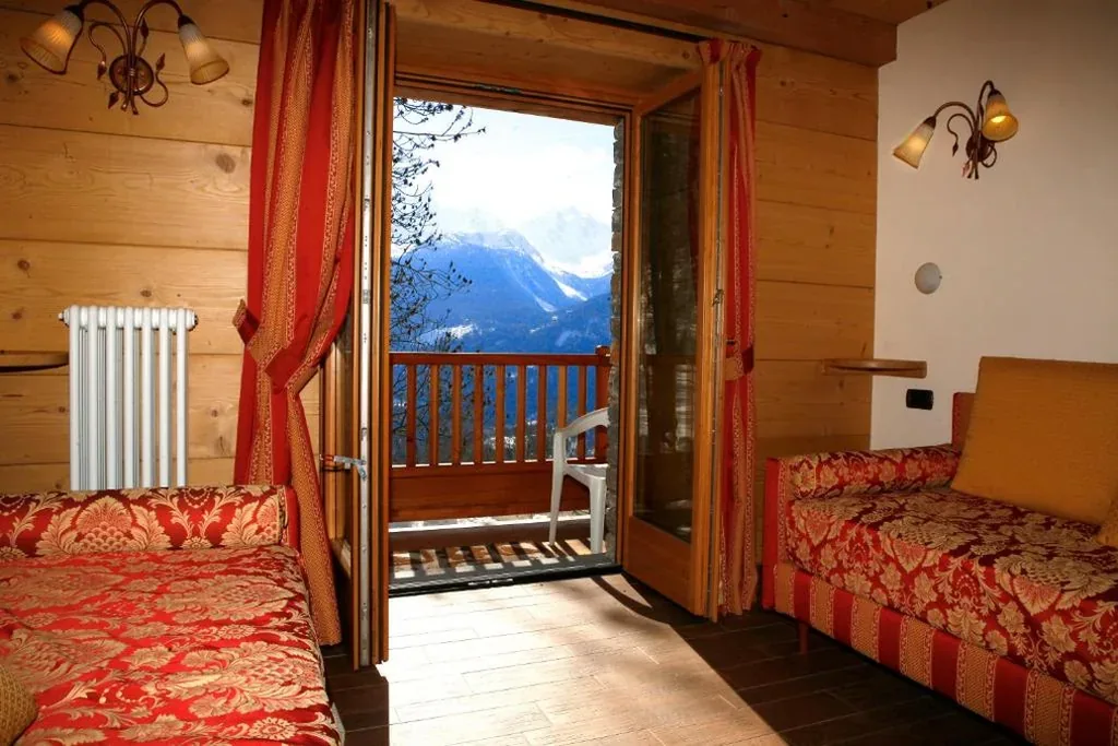 Junior Suite - Dependance con Balcone — Les Combes