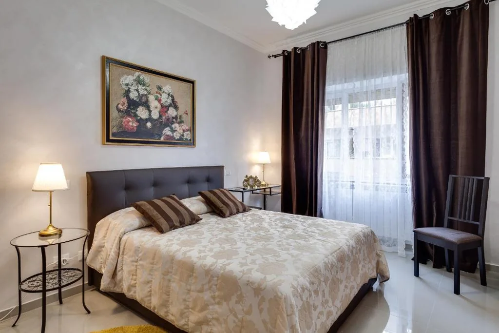 Junior Suite — Dreamsrome Suites