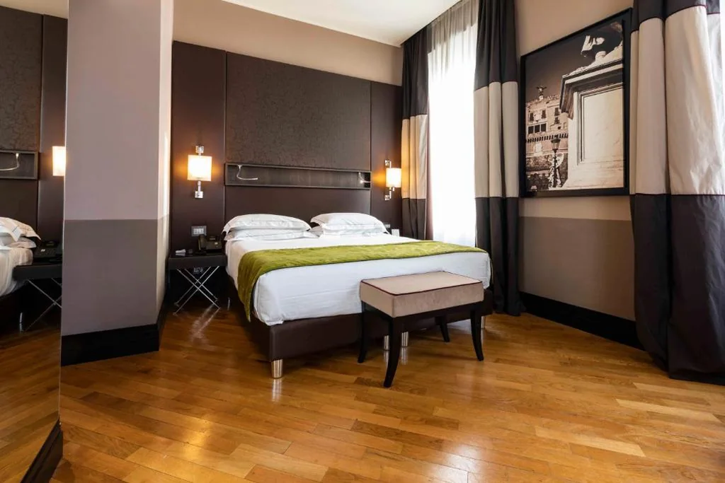 Junior Suite - Separate Building — Rome Times Hotel