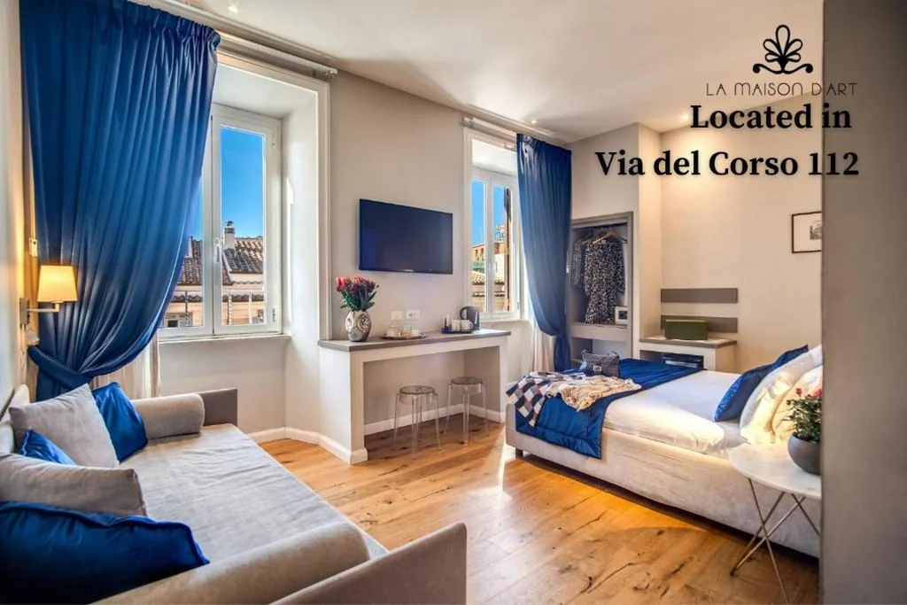 Junior Suite - Separate Building Via del Corso 112 — Hotel 55 Fifty-Five – Maison d’Art Collection