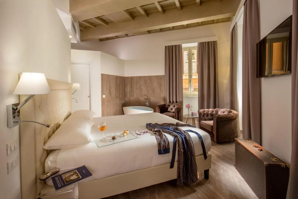 Junior Suite — GCF Luxury Suites, Guest house
