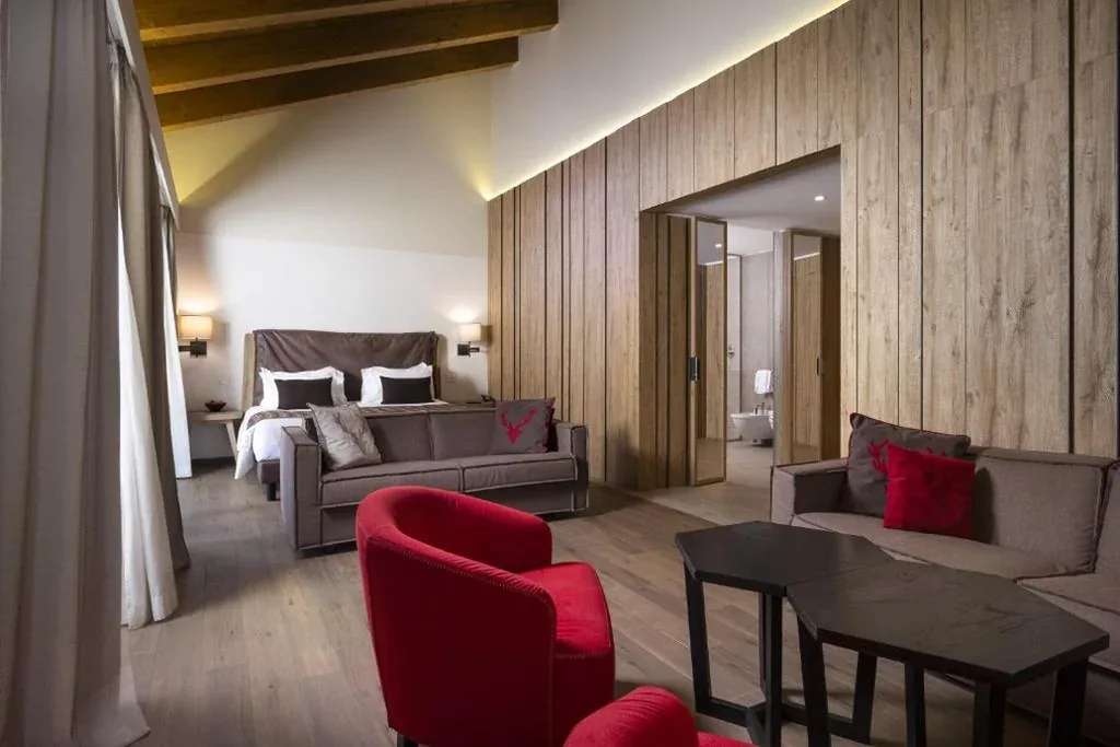 Junior Suite — Grand Hotel Courmayeur Mont Blanc, by R Collection Hotels
