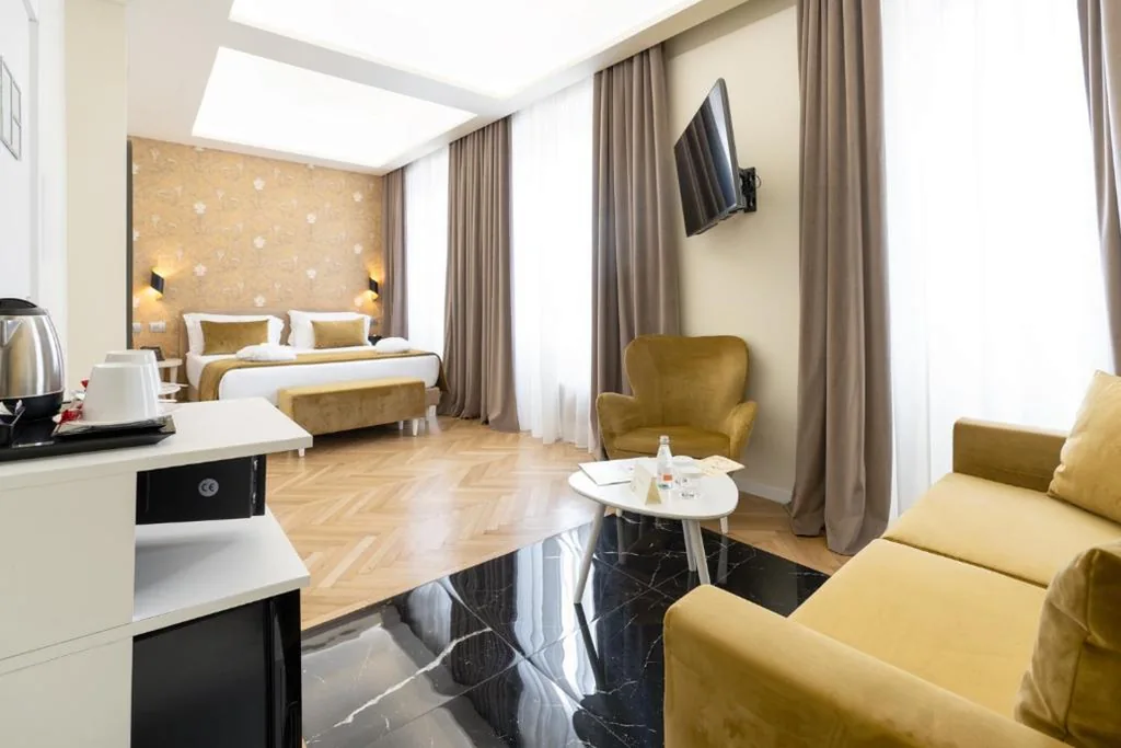 Junior Suite — Hotel Caravita