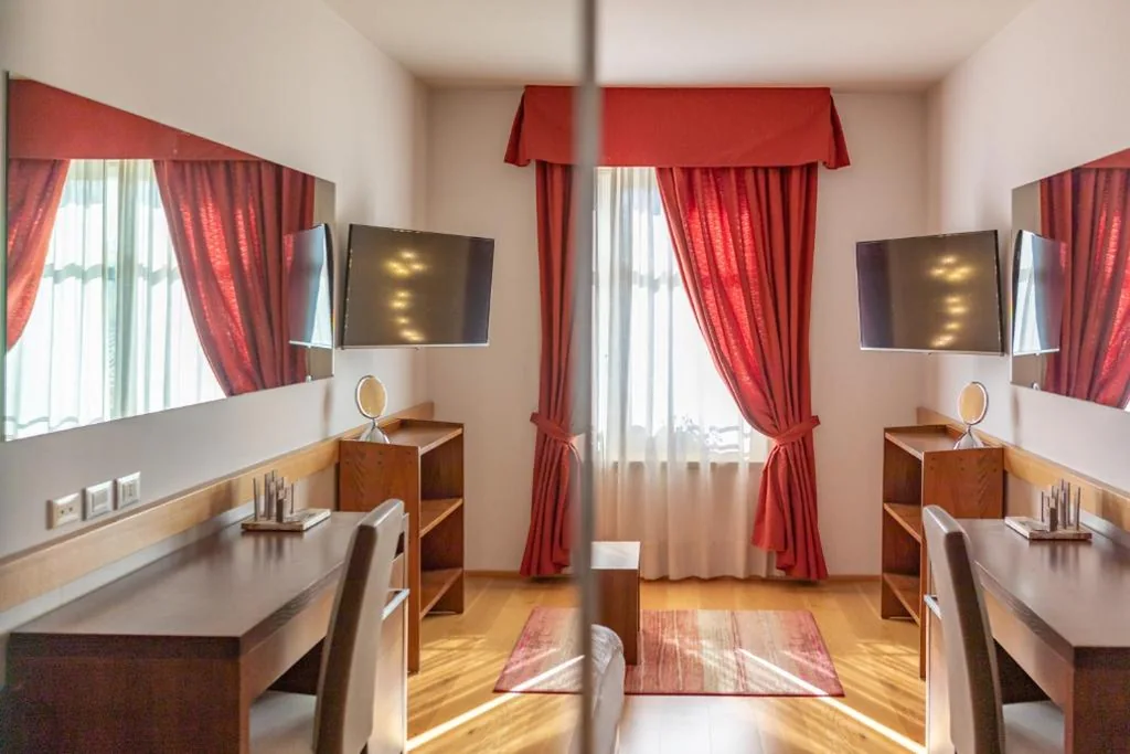 Junior Suite — Hotel Cortese
