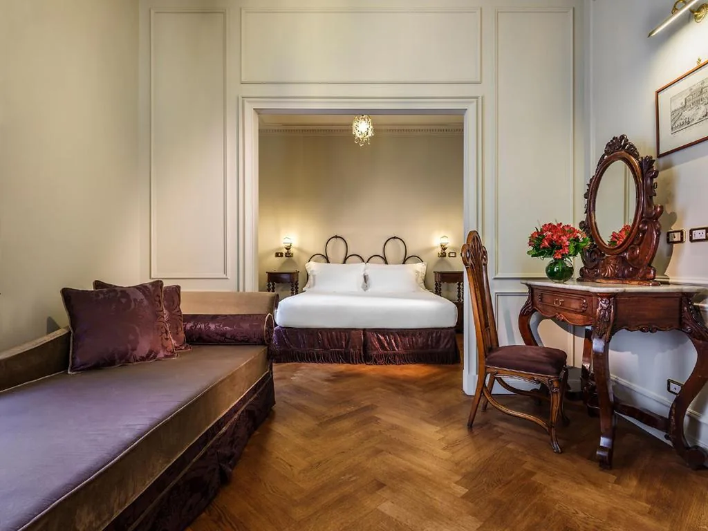 Junior Suite — Hotel Locarno