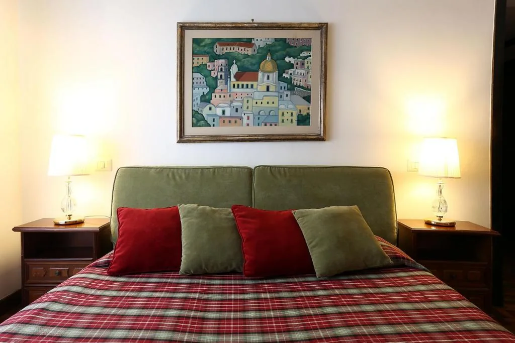 Junior Suite — Houspitality Caesar Bed & Breakfast