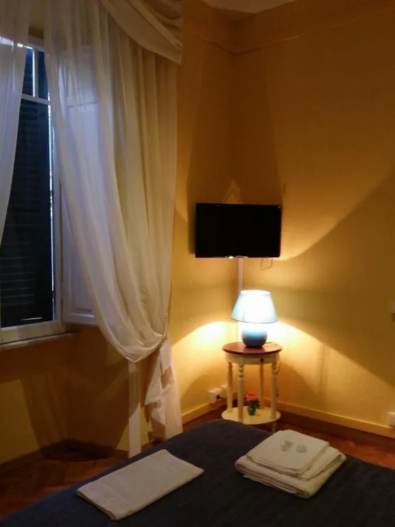 Junior Suite — La Breccia A Porta Pia