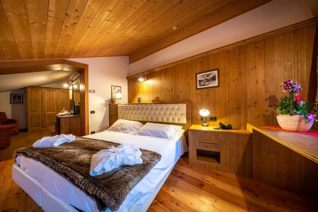 Junior Suite — Lo Scoiattolo Hotel
