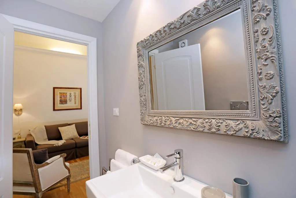 Junior Suite — Madonna de’ Monti Suites