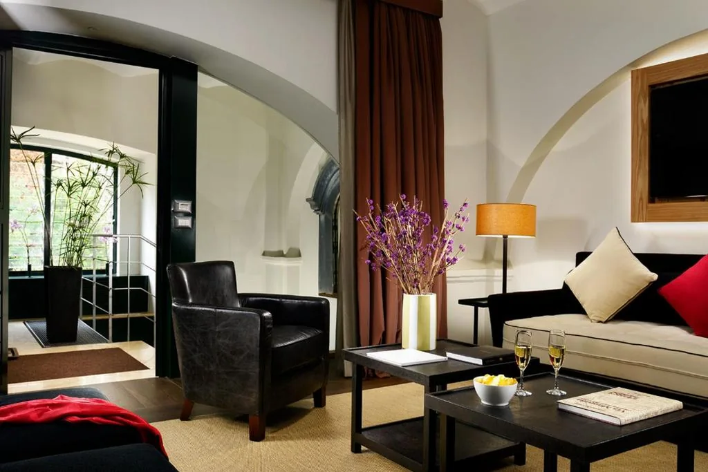 Junior Suite — Margutta 54 Luxury Suites